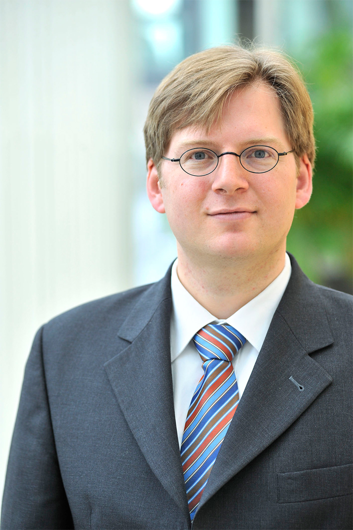 Dr. Andreas Blätte